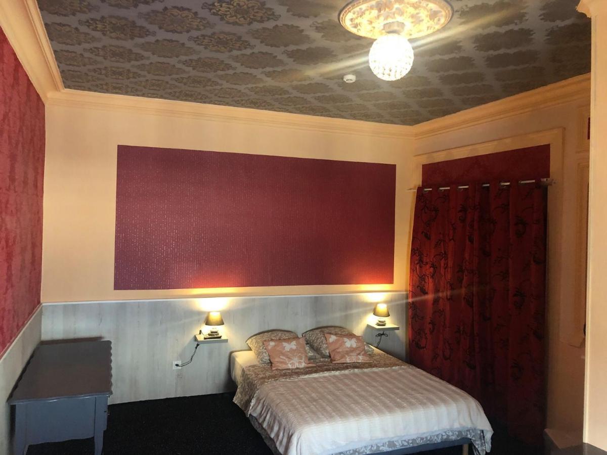 Hotel Le Kamelia แซลส์ล ภายนอก รูปภาพ