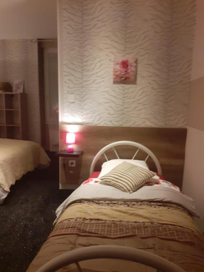 Hotel Le Kamelia แซลส์ล ภายนอก รูปภาพ