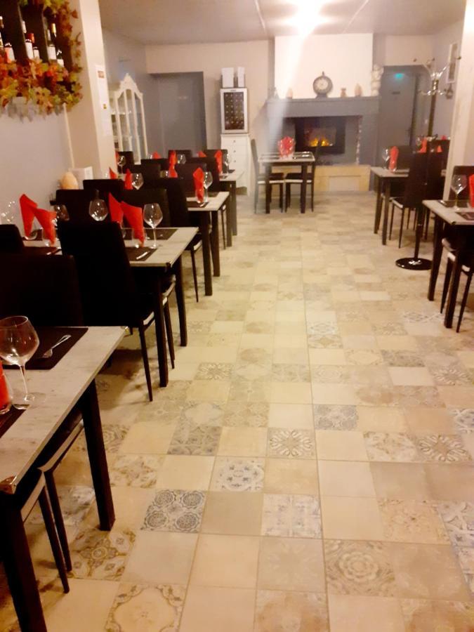 Hotel Le Kamelia แซลส์ล ภายนอก รูปภาพ