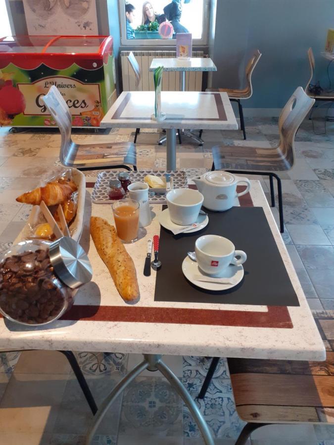 Hotel Le Kamelia แซลส์ล ภายนอก รูปภาพ